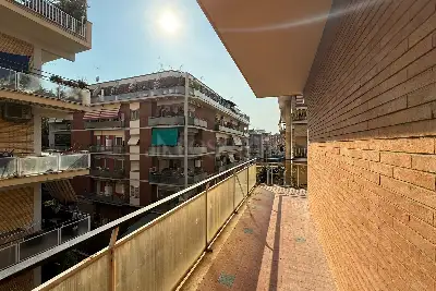 Casa in vendita, Viale delle Repubbliche Marinare, Roma