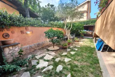 Villa in vendita, Via Francesco Balilla Pratella, Roma
