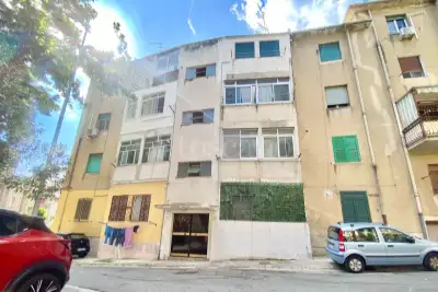Casa in vendita, Via Caronie, Messina