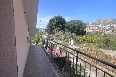 Villa Plurifamiliare in vendita, Via Aquino, Palermo