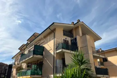 Casa in vendita, Via Oglio, Mentana