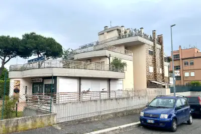 Box in vendita, Via Del Podere Rosa, Roma