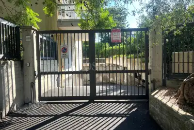 Garage in affitto, Piazza Vittorio Veneto, Sant'Agata li Battiati