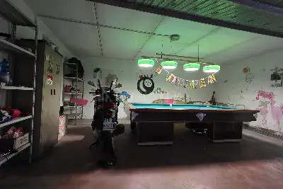 Box in vendita, Via Portuense, Roma