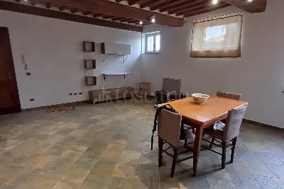 Casa in vendita, via garibaldi 11, Radicondoli