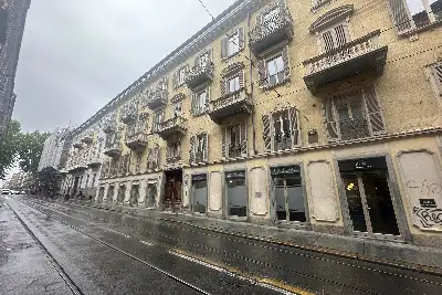Negozio in vendita, Via Accademia Albertina , Torino