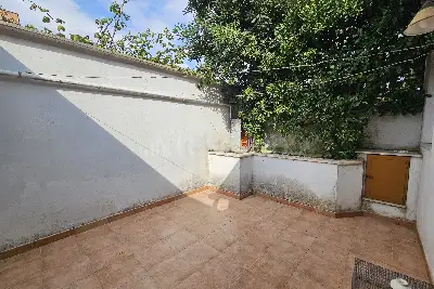 Villino a Schiera in vendita, Via Signa, Pomezia