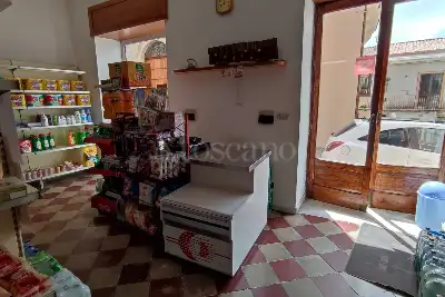 Attività Commerciale in vendita, Via Roma, Viggiano (PZ), Viggiano