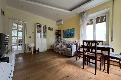 Casa in vendita, Via dei Carraresi, Roma