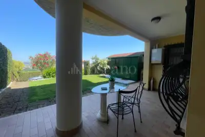 Villino a Schiera in vendita, Via Villa Mosca, Teramo