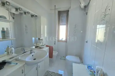 Casa in vendita, Via Genzano, Roma