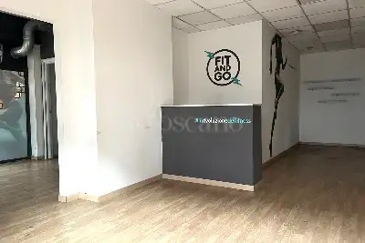 Negozio in vendita, Via Lucio Lombardo Radice, Roma