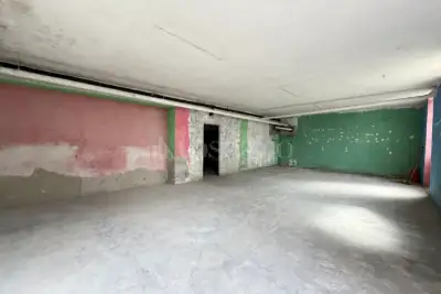 Magazzino in vendita, Via Zurigo, Milano