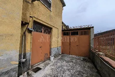 Casa Indipendente in vendita, Via delle Piscine, Tornimparte