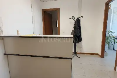 Ufficio in affitto, Viale Montegrappa, Prato