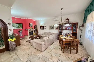 Casa Indipendente in vendita, Via Acquapendente, Nettuno