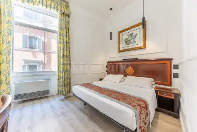 Albergo in vendita, Via Firenze, Roma