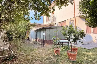 Casa Indipendente in vendita, Via Giuseppe Giacosa, Brescia
