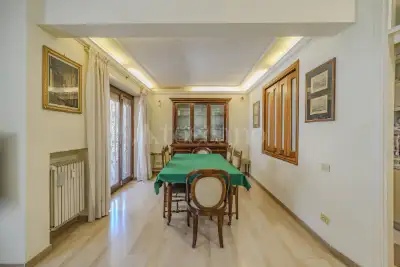 Casa in vendita, Via Vincenzo Ussani, Roma