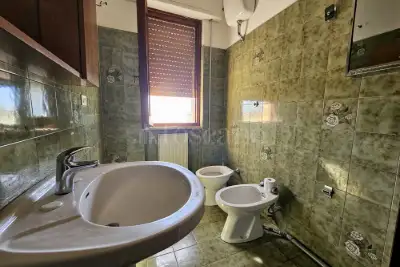Villa in vendita, Via Rinascimento, Anzio