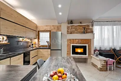 Villa in vendita, Via Barcuzzi , Lonato del Garda