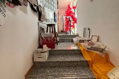 Negozio in vendita, Strada Maggiore, Bologna