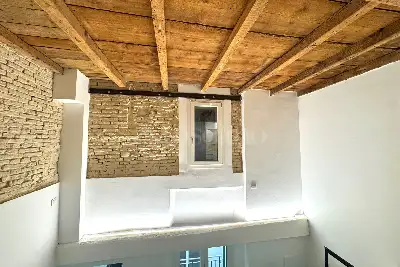 Casa in vendita, Via Galliera, Bologna