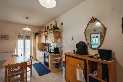 Casa in affitto, Via Pietro Maffi , Roma