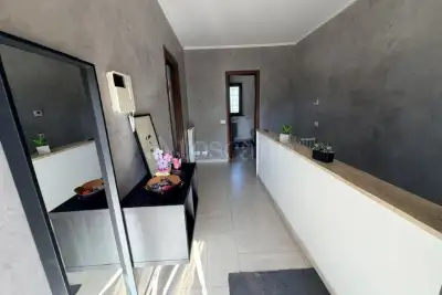 Casa Indipendente in vendita, Via Treviso, Pomezia