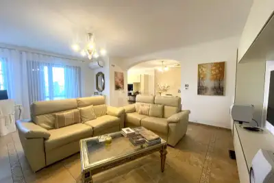 Villino a Schiera in vendita, Via Villa Mosca, Teramo