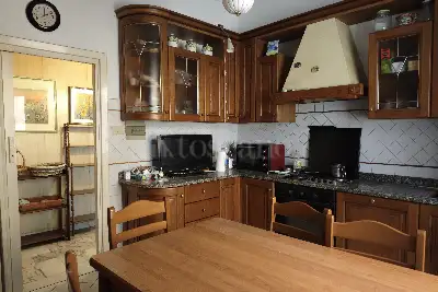 Casa in vendita, Via Colombini, Siena