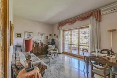 Casa in vendita, Viale Isacco Newton, Roma