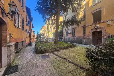 Casa in affitto, Viale Giotto, Roma