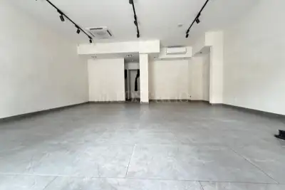 Negozio in affitto, Via Ugo Ojetti, Roma