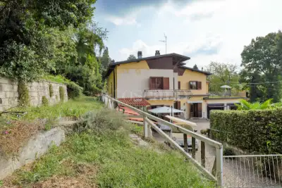 Villa in vendita, Via Alfredo Oriani, Varese