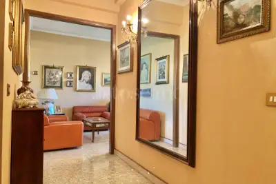 Casa in vendita, Via Carlo Avolio, Roma