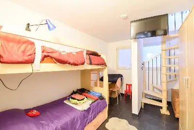 Casa in vendita, Via Giuseppe Garibaldi, Montano Lucino