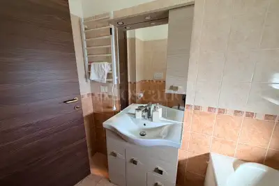 Casa in vendita, Via Saragat, Pomezia