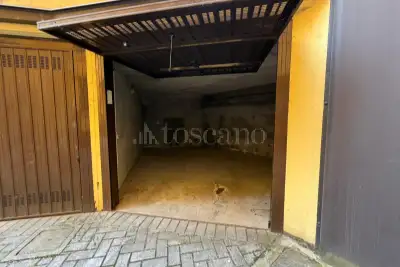 Box in affitto, Via Marco D'Agrate, Milano