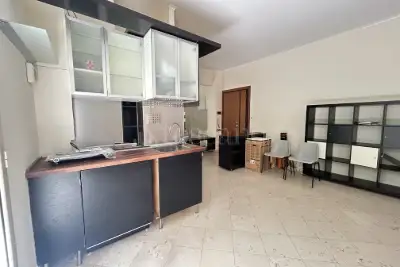 Casa in vendita, Via Guido Guinizelli, Roma
