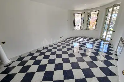 Villa Bifamiliare in vendita, Via Guglielmo Zuelli, Roma