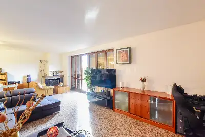 Casa Indipendente in vendita, Via Alla Zocca, Como