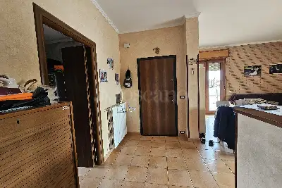 Attico in vendita, Via Zagabria, Pomezia