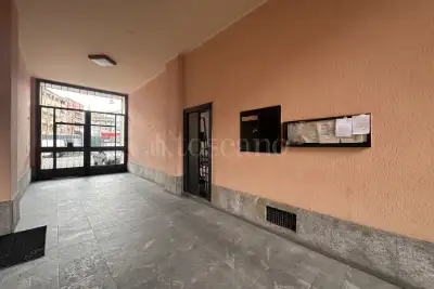 Negozio in vendita, Via Melchiorre Cesarotti, Milano