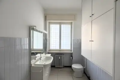 Negozio in affitto, Via Gian Carlo Camozzini, Verona