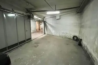 Box in affitto, Via Roma, Atripalda