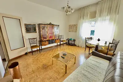 Casa in vendita, Via Crotte, Brescia