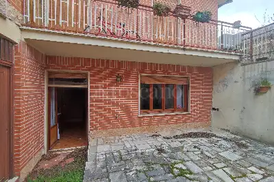 Villa in vendita, Via Villa Re, Pizzoli