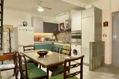 Casa in vendita, Via Bovisasca, Milano
