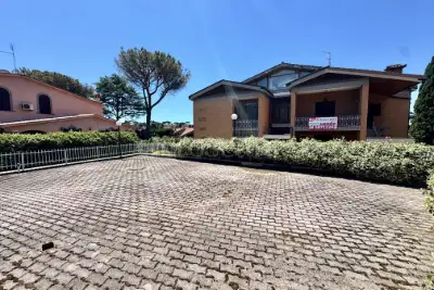 Villa in vendita, Via Gustavo Giovannoni, Roma